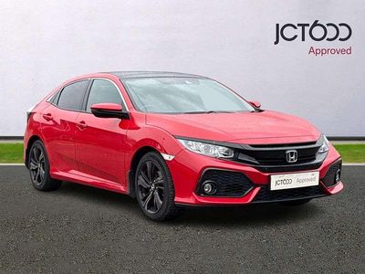 Used Honda Civic EX 125 HP (91 kW) 2019 Red Hatchback