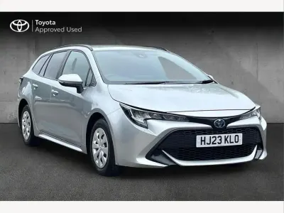 Used Toyota Corolla 140 HP (102 kW) 2023 Silver