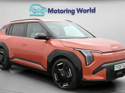 Used Kia EV3 GT-Line 150 kW (204 HP) 2025 Orange SUV