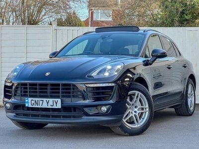 Used Porsche Macan Sport 340 HP (250 kW) 2017 Black SUV