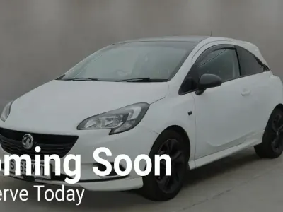 Used Vauxhall Corsa Edition 90 HP (66 kW) 2015 White Hatchback
