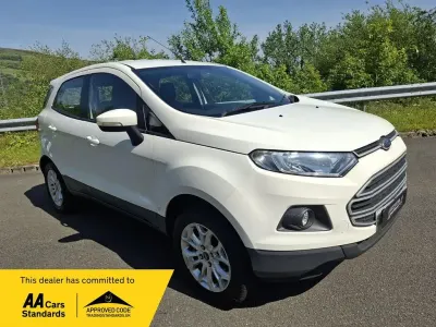 Used Ford Ecosport Zetec 112 HP (82 kW) 2015 White SUV