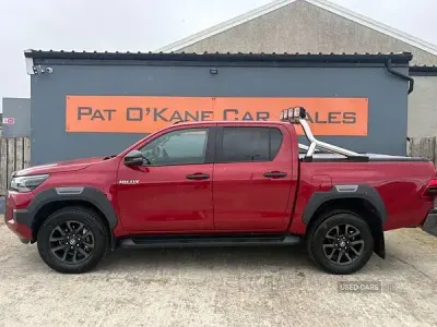 Usado Toyota HiLux 2021 Rojo Pickup/Camioneta