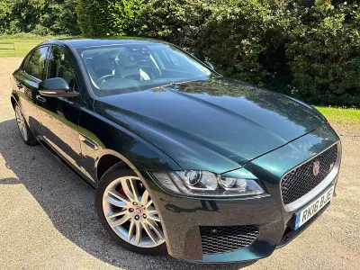 Used Jaguar XF S 300 HP (220 kW) 2016 Green Sedan