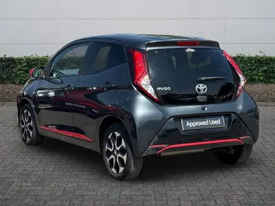 Used Toyota Aygo Trend 72 HP (52 kW) 2019 Grey Hatchback