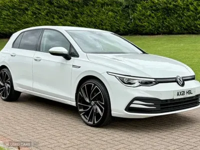 Used VW Golf VIII Style 150 HP (110 kW) 2021 Hatchback