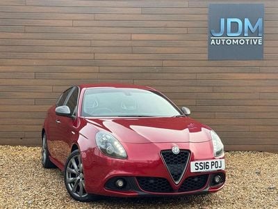 Used Alfa Romeo Giulietta Veloce 2016 Red Hatchback