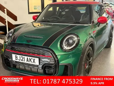 Używany Mini John Cooper Works Hatch 231 KM (169 kW) 2021 Zielony Hatchback