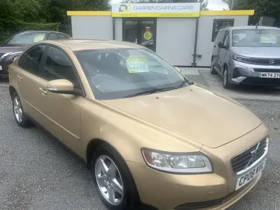 Used Volvo S40 98 HP (72 kW) 2008 Gold Sedan