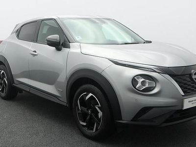 Usado Nissan Juke N-Connecta 143 HP (105 kW) 2023 Prateado SUV