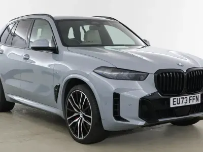 Używany BMW X5 M Sport 482 KM (354 kW) 2023 Szary SUV
