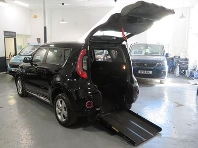 Used 2018 Kia Soul SUV | £19,999