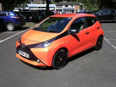 Used Toyota Aygo X-cite 68 HP (50 kW) 2014 Orange Hatchback
