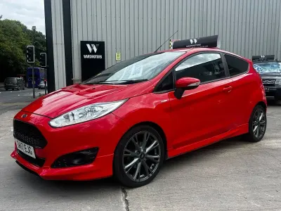 Used Ford Fiesta ST-Line 98 HP (72 kW) 2017 Red Hatchback