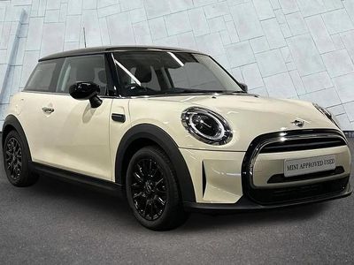 Used Mini Cooper Classic 134 HP (98 kW) 2022 White Hatchback