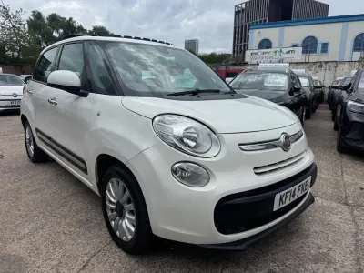 Used Fiat 500L Pop Star 85 HP (62 kW) 2014 White MPV