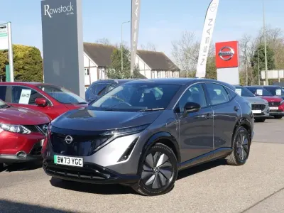 Usado Nissan Ariya 160 kW (218 HP) 2024 Cinzento SUV