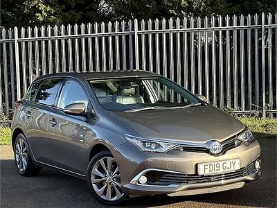 Bronze Used 2019 Toyota Auris Hybrid Hatchback | £14,195 (Fair price)