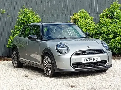 Used Mini Cooper Classic 114 kW (156 HP) 2025 Silver Hatchback