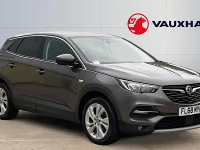 Used Vauxhall Grandland X Sport 131 HP (96 kW) 2018 Grey SUV