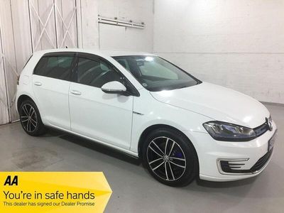 Used VW Golf VII GTE 204 HP (150 kW) 2016 White Hatchback