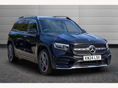 Mercedes GLB220