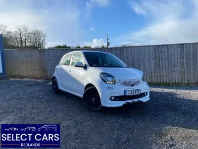 Used Smart ForFour 71 HP (52 kW) 2019 White Hatchback