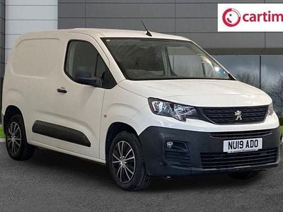 Begagnad Peugeot Partner 2019 Vit Minibuss