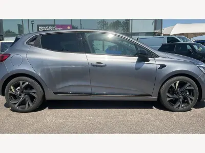 Used Renault Clio Engineered 145 HP (106 kW) 2023 Grey  Hatchback