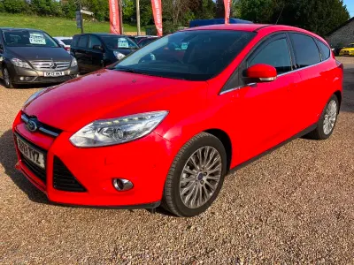 Używany Ford Focus Titanium 2013 Czerwony Hatchback