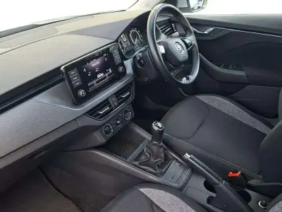 Used Skoda Kamiq 94 HP (69 kW) 2022 Silver SUV
