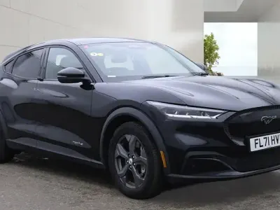 Used Ford Mustang Mach-E Standard Range 197 kW (269 HP) 2021 Black SUV