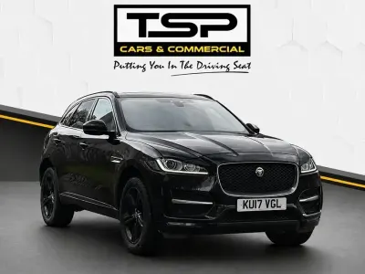 Usado Jaguar F-Pace R-Sport 180 HP (132 kW) 2017 Preto SUV