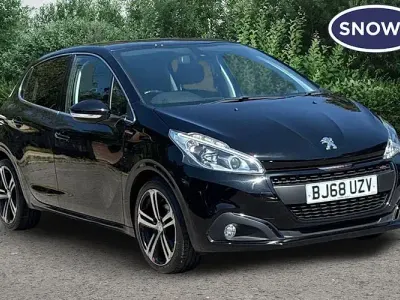 Used Peugeot 208 GT-line 109 HP (80 kW) 2018 Black Hatchback