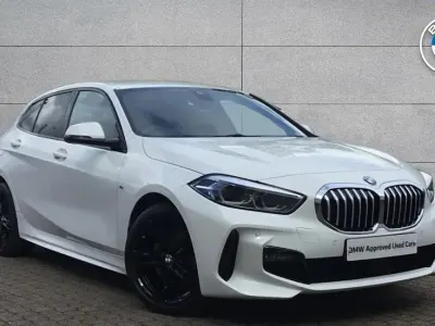 Used BMW 118 M Sport 134 HP (98 kW) 2021 White Hatchback