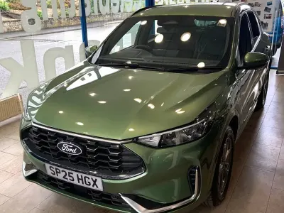 Used Ford Kuga ST-Line 183 HP (134 kW) 2025 Green SUV