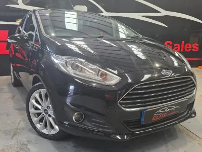 Used Ford Fiesta Titanium X 100 HP (73 kW) 2015 Black Hatchback