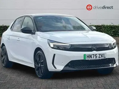 Used Vauxhall Corsa-e Ultimate 100 kW (136 HP) 2025 White Hatchback