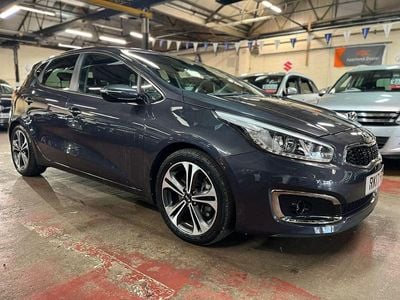 Silver Used 2017 Kia Ceed Hatchback | £9,300 (A bit pricey)