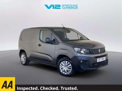 Used Peugeot Partner Premium 130 HP (95 kW) 2021 Grey MPV
