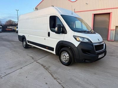 Used Peugeot Boxer 140 HP (102 kW) 2020 White Van