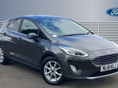 Used Ford Fiesta Zetec 86 HP (63 kW) 2018 Grey Hatchback