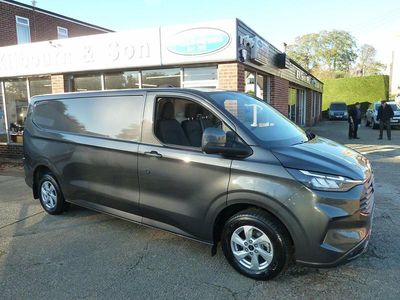 Used Ford Transit Custom Limited 136 HP (100 kW) 2024 Grey Van