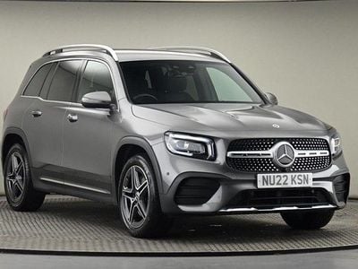 Mercedes GLB220
