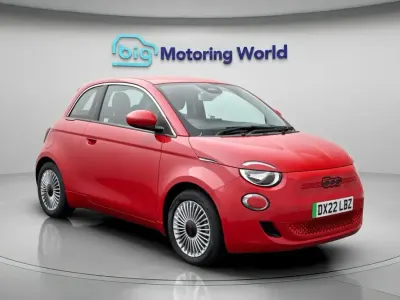 Used Fiat 500e Red 69 kW (95 HP) 2022 Red Hatchback