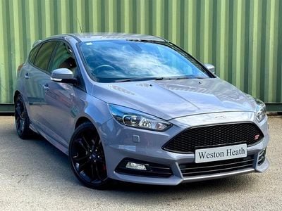 Used Ford Focus ST 250 HP (183 kW) 2016 Grey Hatchback