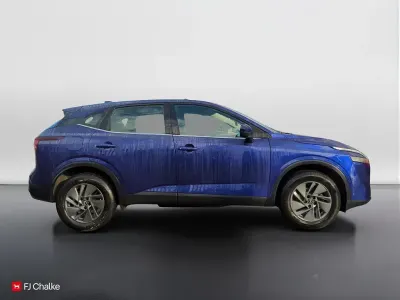 Begagnad Nissan Qashqai Acenta Premium 2022 Blå SUV