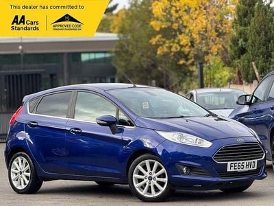 Blue Used 2015 Ford Fiesta Titanium Hatchback | £4,795 (Fair price)