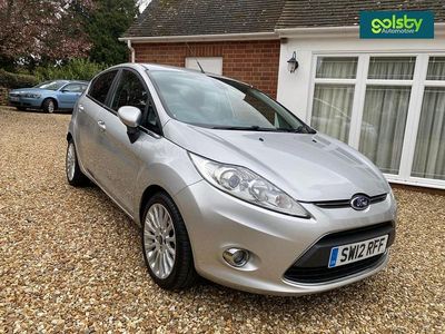 Used Ford Fiesta Titanium 94 HP (69 kW) 2012 Silver Hatchback