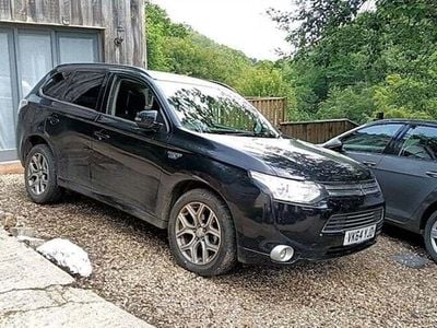 Mitsubishi Outlander P-HEV